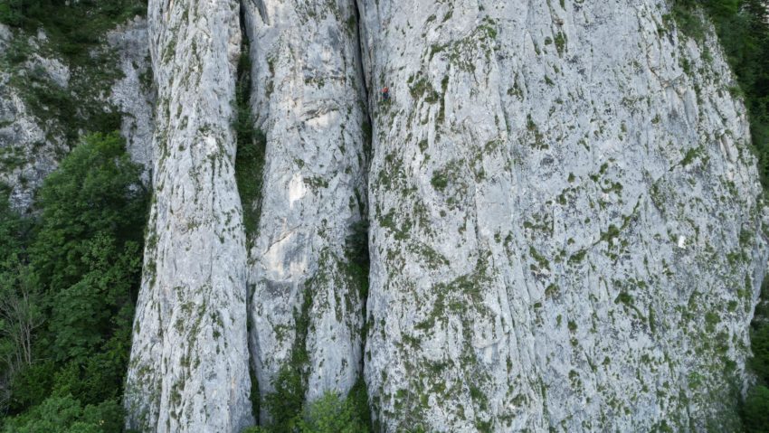 Alpinişti blocaţi în Masivul Postăvaru