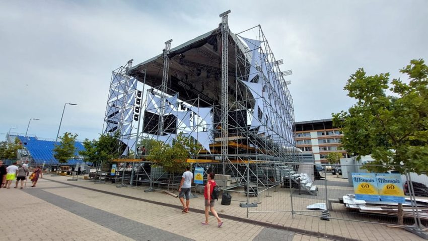 Începe Festivalul de Muzică Ușoară MAMAIA – ediție aniversară. Evenimentul este SOLD OUT