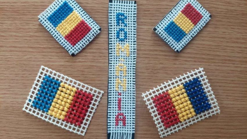 De Ziua Națională a României, brodăm tricolorul în punct românesc, la Muzeul de Artă Populară din Constanţa