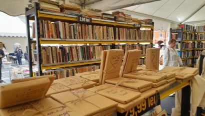 „Blind date with a book”, la Târgul de Carte Gaudeamus Brașov