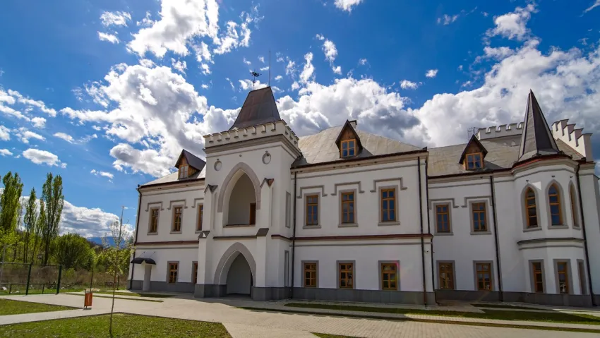 HUNEDOARA: Castelul Nopcsa, integrat în circuitul turistic