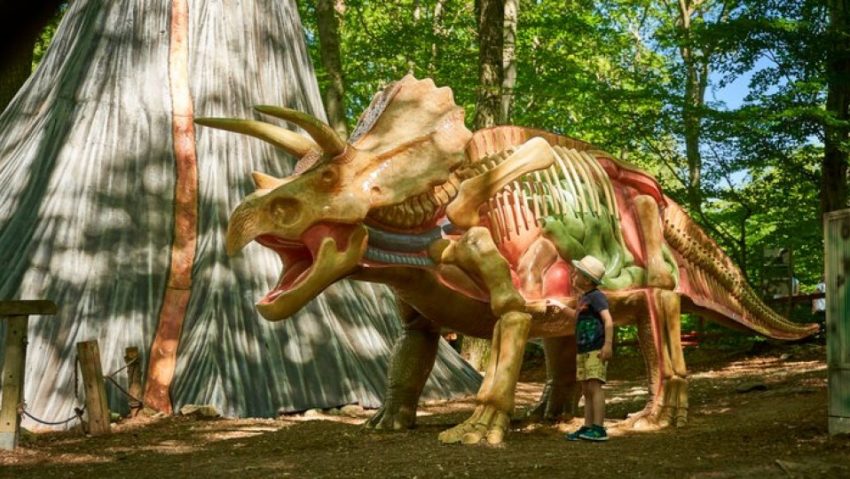 Uriași noi, la Dino Parc Râșnov