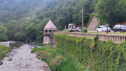 Băile Herculane: Secarea izvoarelor de ochi şi de stomac alungă turiştii