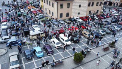 Retroparada Toamnei: Călătorie în timp, în centrul Brașovului