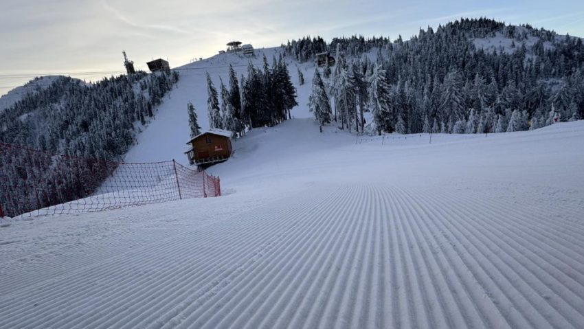 Se schiază în condiții bune în Poiana Brașov