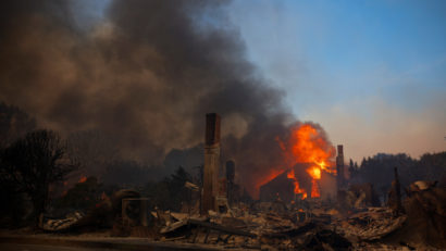 Incendii de vegetație la Los Angeles. MAE recomandă românilor să fie prudenți