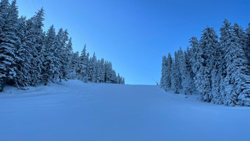 Poiana Brașov. Condiții excelente pentru schiori. Se deschide și pârtia Lupului inferior