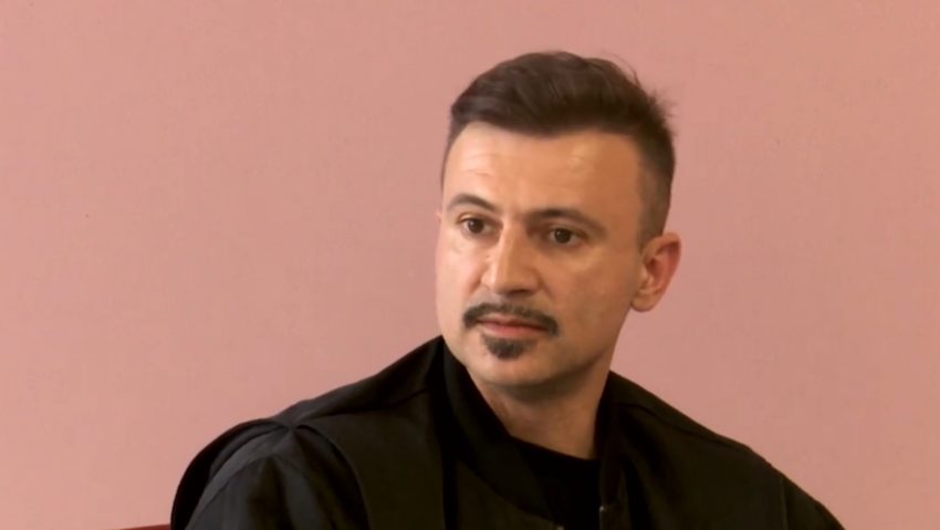 SIBIU: Picturi semnate de Adrian Ghenie, expuse în premieră la Muzeul Brukenthal